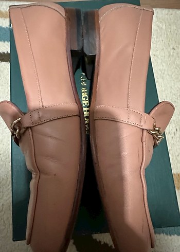 Bej Zincir Detaylı Deri Kadın Loafer - Görsel 3