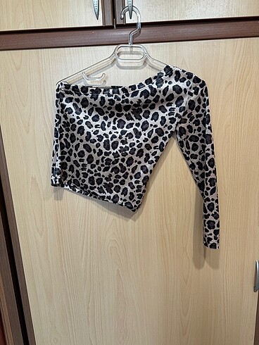 Leopar body