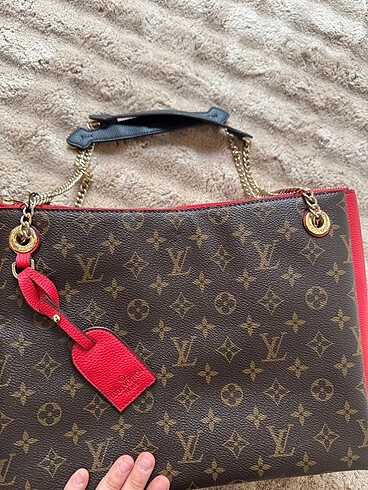Louis Vuitton LV çanta