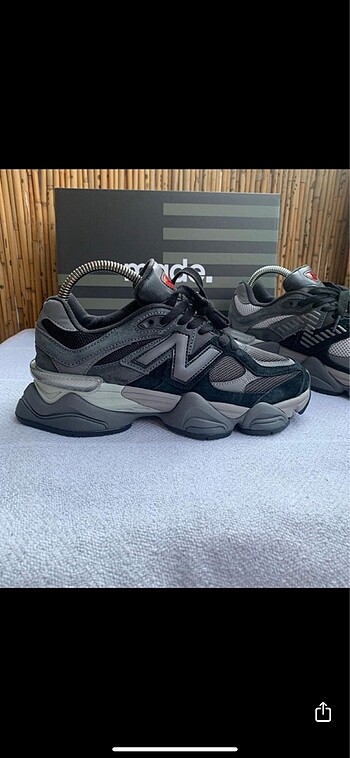 New balance 9060