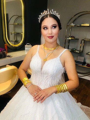 m Beden beyaz Renk PRENSES MODEL SATILIK GELİNLİK