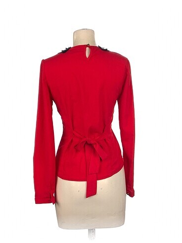 40 Beden PreLoved Bluz %70 İndirimli.