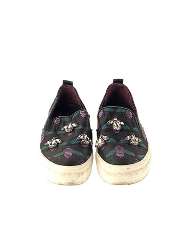 38 Beden Nine West Babet %70 İndirimli.