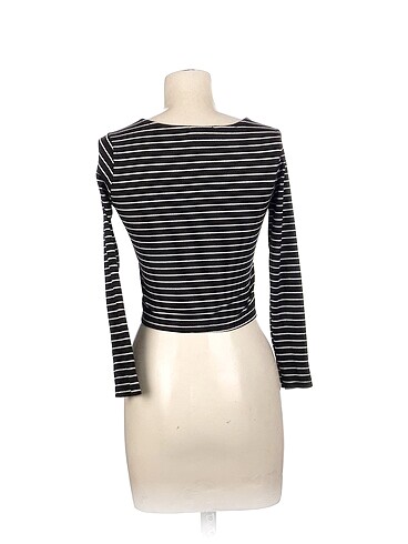 m Beden PreLoved Bluz %70 İndirimli.