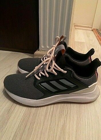 Adidas orjinal spor ayakabı