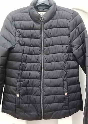 Siyah Fermuarlı Kısa Kadın Mont - Görsel 3