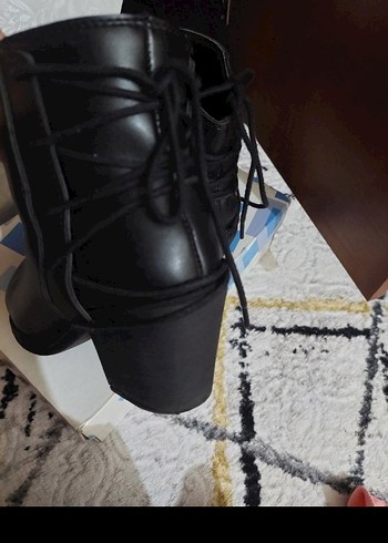 kadin bot - Görsel 2