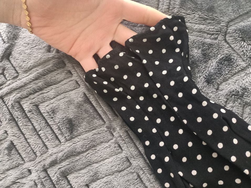 Puantiye Desenli bluzu - Görsel 3