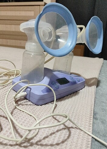 Beden Lansinoh süt pompası