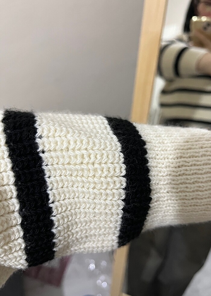 Çizgili fermuarlı kazak - Görsel 4