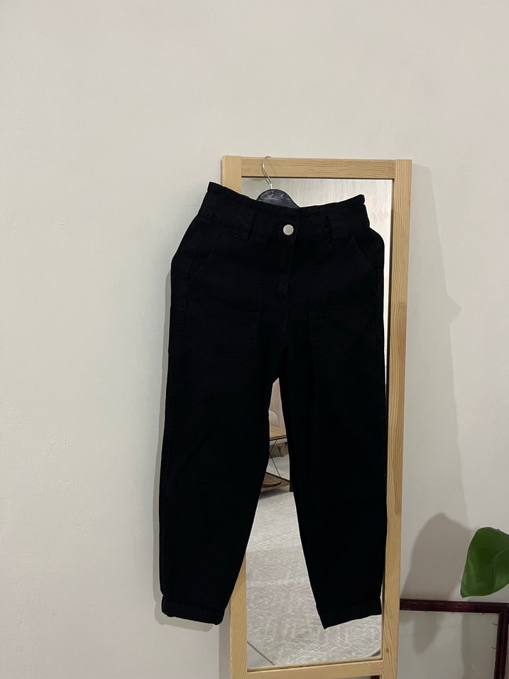 Bershka Siyah Kadın Kot Pantolon - Görsel 4