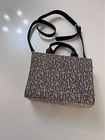 Stradivarius Monogram Çanta
