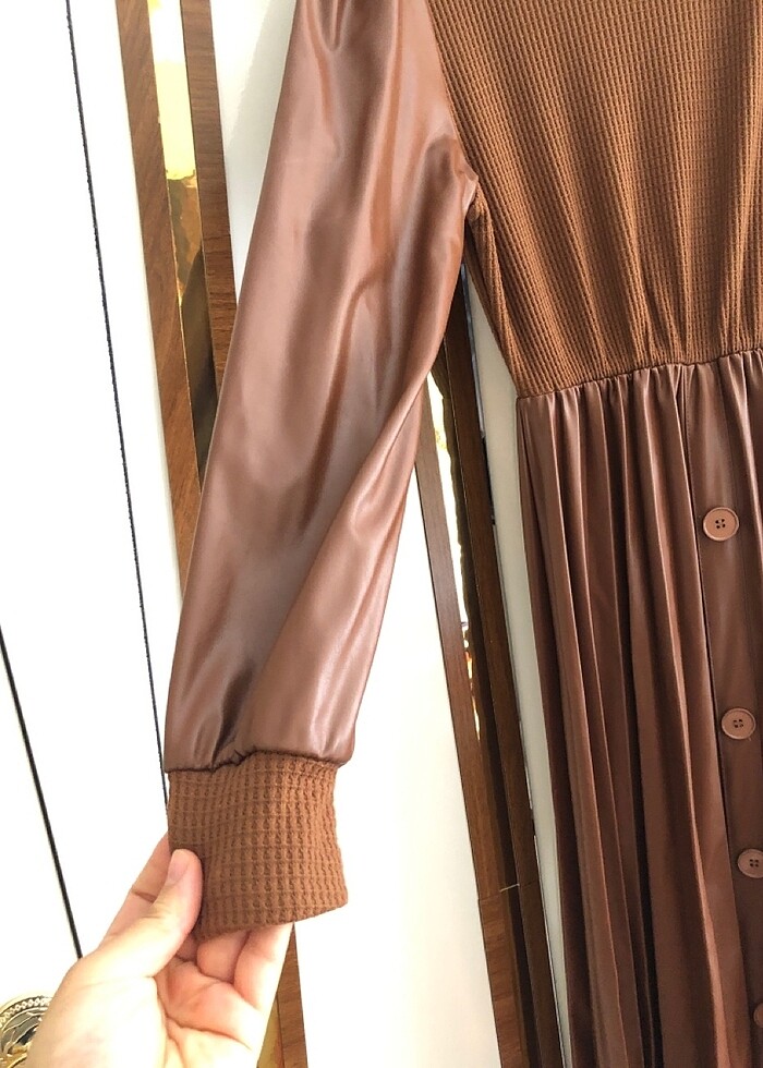 Tesettür derı elbise - Görsel 4