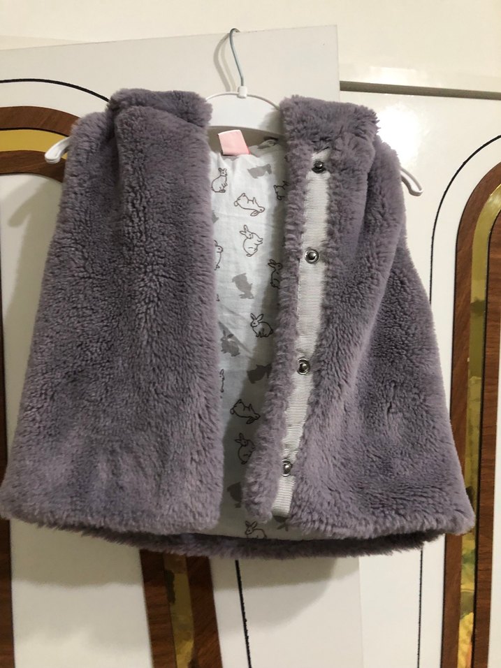 Kız Çocuk Kürklü Yelek - Görsel 5