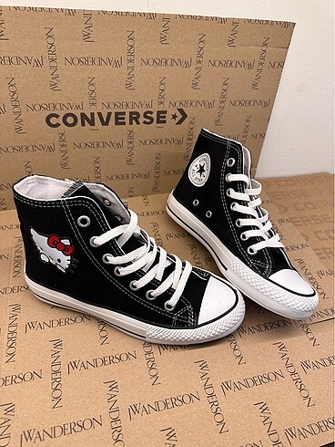 Converse hello kitty