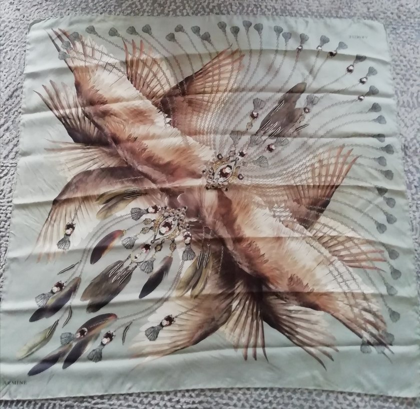 Armine eşarp - Görsel 2