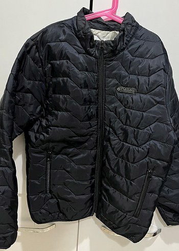 Columbia 10 Yaş