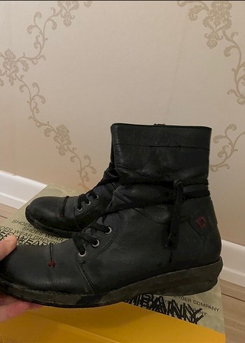 36 Beden Siyah Deri Kadın Goth Botları