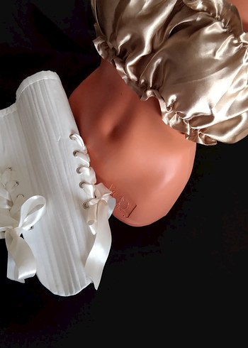 Beyaz Pliseli Straplez Büstiyer - Görsel 2