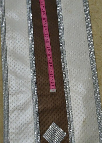 Kahverengi İşlemeli Masa Örtüsü - Görsel 6