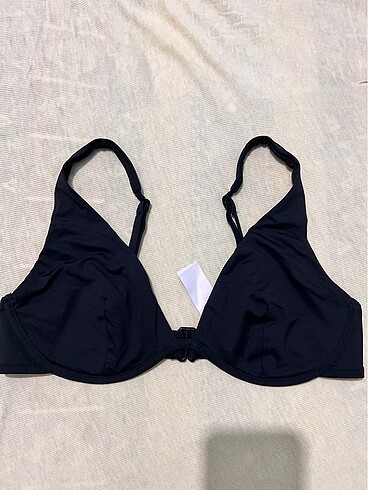 Oysho bikini üstü