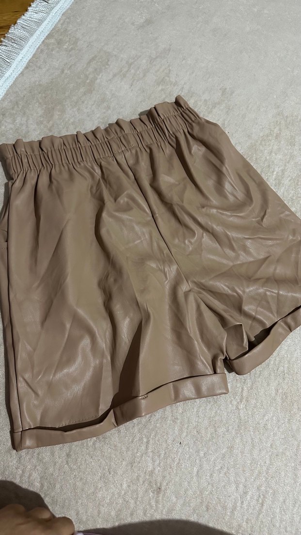 Bej Deri Mini Şort - Görsel 3