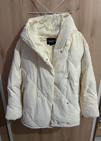 Düğmeli Beyaz Kadın  Kış Montu - Görsel 3