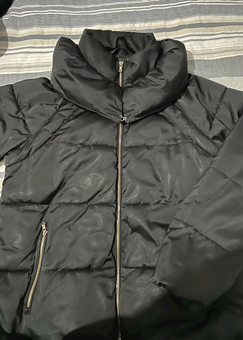 Colins Marka Detaylı Siyah Kadın mont - Görsel 3