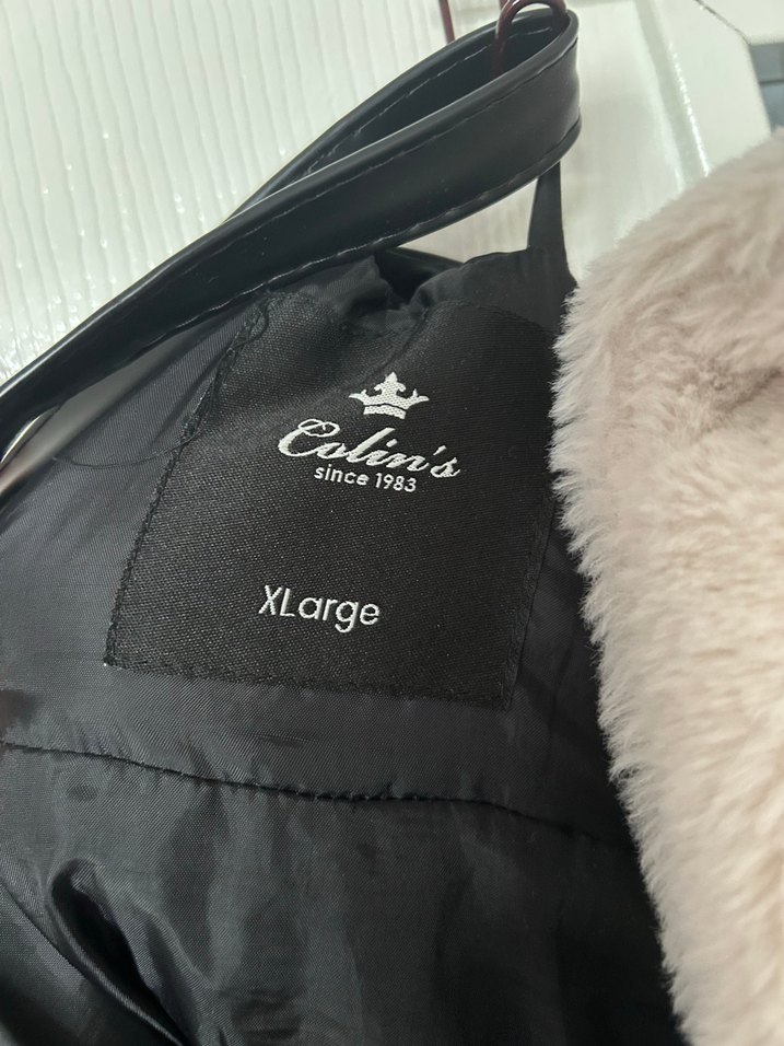 Colins Marka Detaylı Siyah Kadın mont - Görsel 2