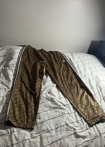 Kahverengi Yılan Desenli Pilili Erkek Eşofman - Görsel 2