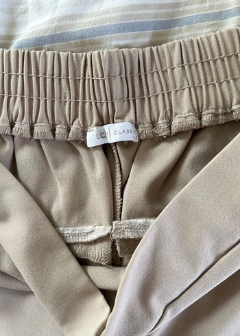 44 Beden Lc waikiki Bej Pilili Kadın Kumaş Pantolon
