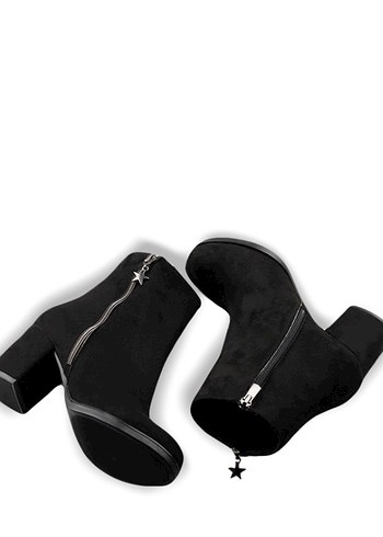 Siyah Süet Yıldız Tokalı Blok Topuklu Bot - Görsel 2