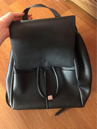 Zara Sırt Çantası