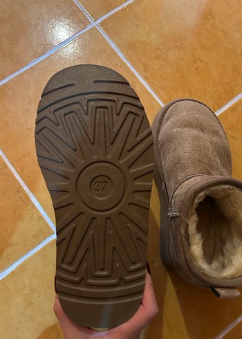 37 Beden camel Renk Bej Süet Kadın Kürklü 37 Numara UGG