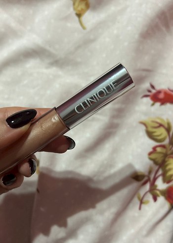 Clinique Pop Plush Airkiss Pop Rengi - Görsel 2