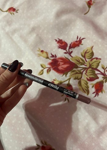 Emily 203 Dudak kalemi - Görsel 2