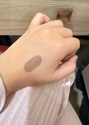 Rare Beauty likit kontür - Görsel 3