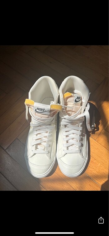 38,5 Beden Nike Blazer Mid 77 SE spor ayakkabı