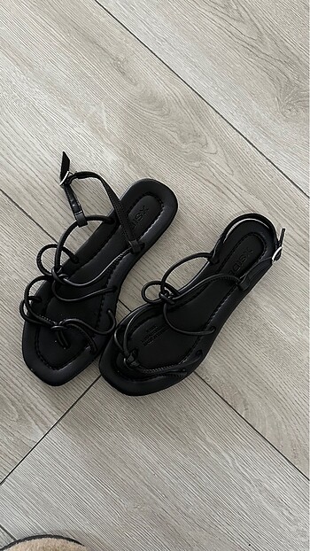 36 Beden siyah Renk Lcw sandalet