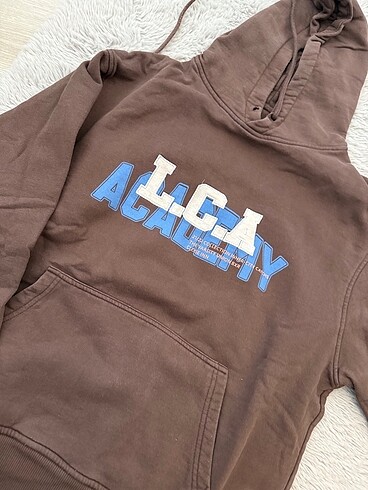 Kahverengi sweatshirt
