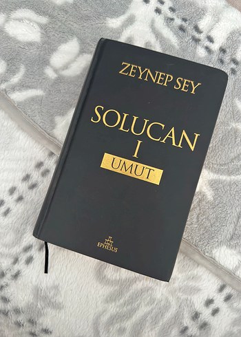 Solucan I Umut - Zeynep Sey Roman