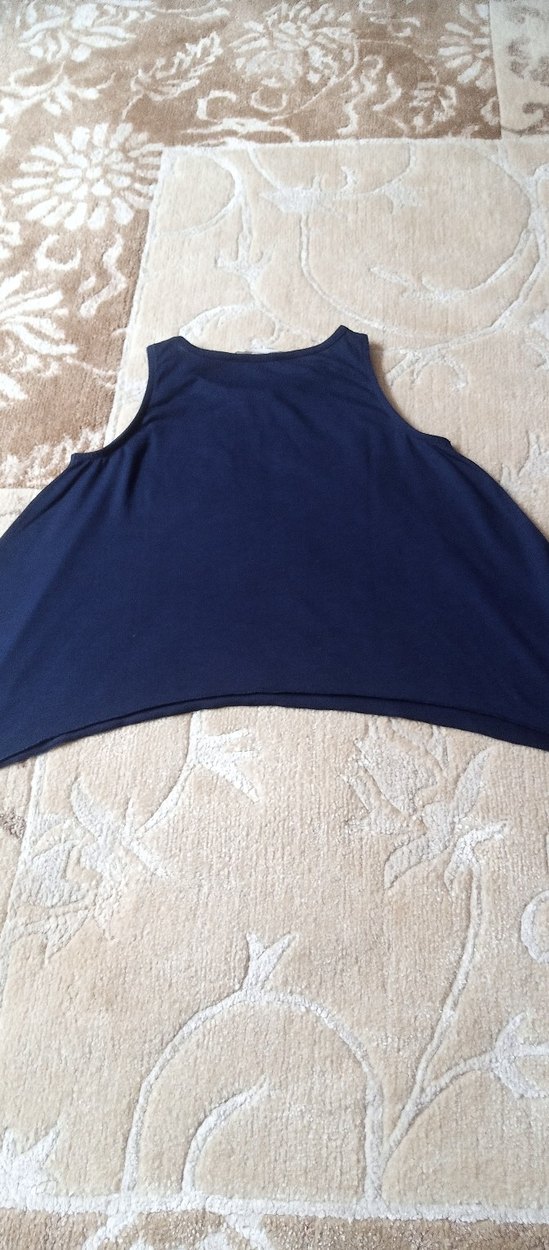 Kız Çocuk Lacivert Fırfırlı Kolsuz Tişört - Görsel 3