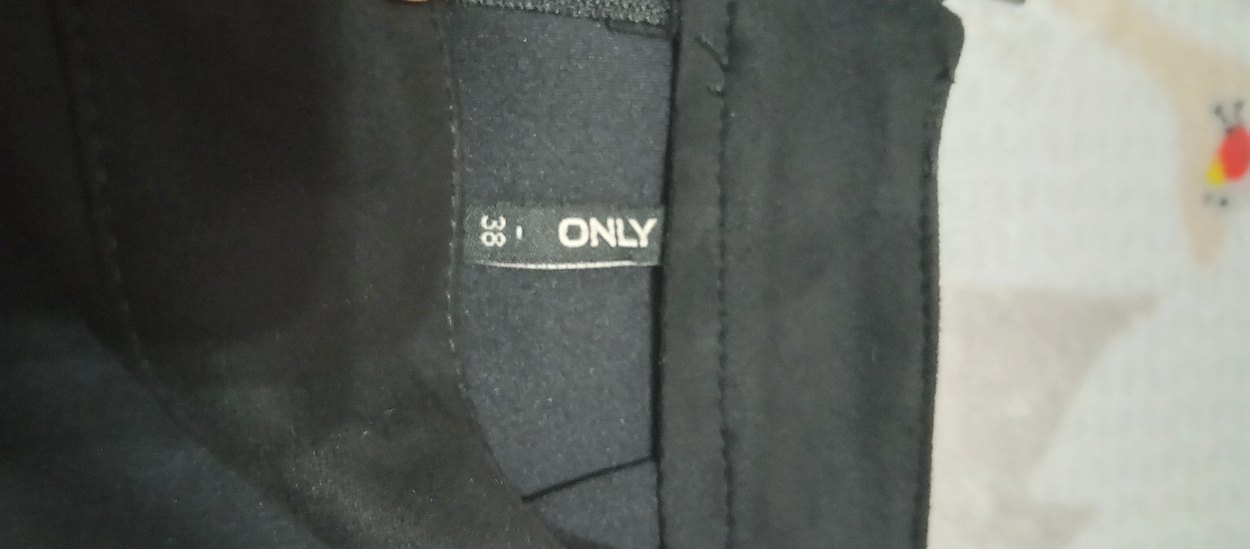 Siyah Süet Mini Etek - Görsel 3