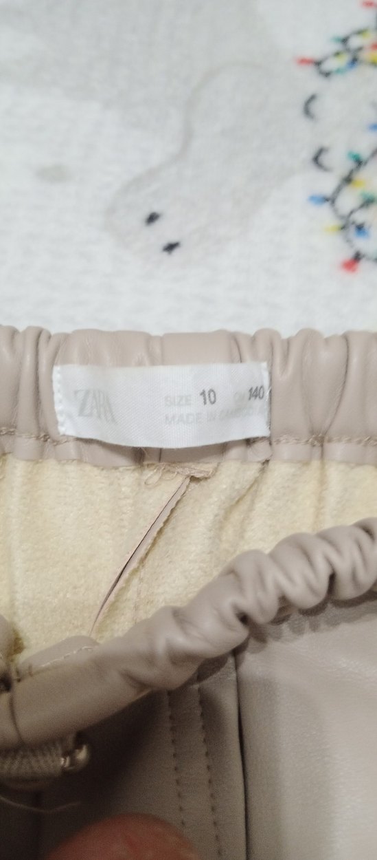 Bej Düğmeli Çocuk Midi Suni Deri Pantolon - Görsel 3