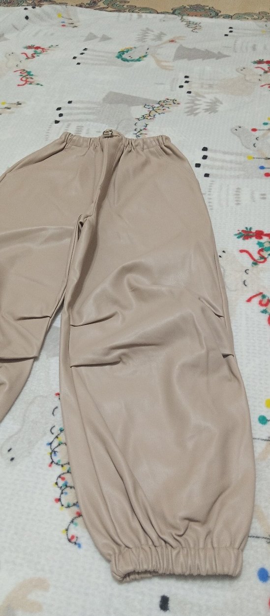 Bej Düğmeli Çocuk Midi Suni Deri Pantolon - Görsel 4