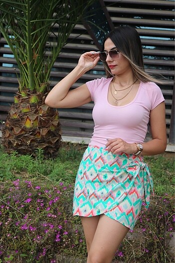 Zara İşlemeli etiketli zara model etek