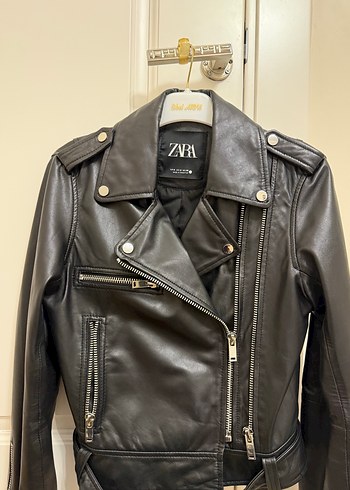 ZARA Siyah Deri Kemerli Biker Ceket - Görsel 2