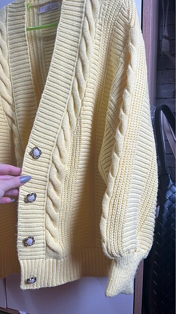 Sarı Hırka - Görsel 4