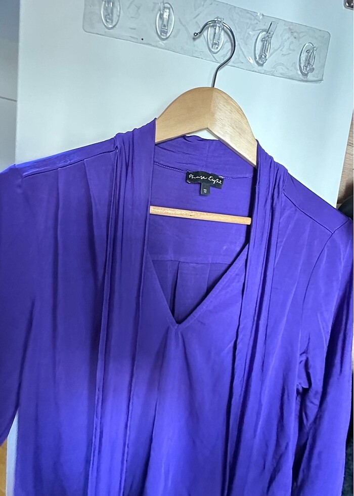 yakası bağlama detaylı mor bluz - Görsel 5