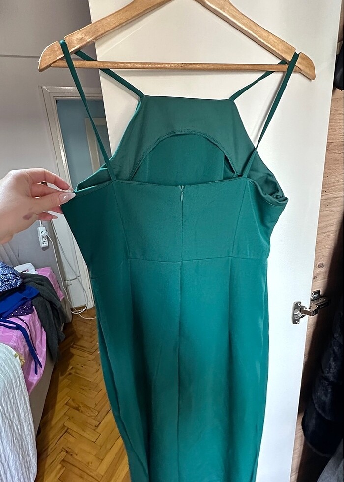 Yeşil elbise - Görsel 4